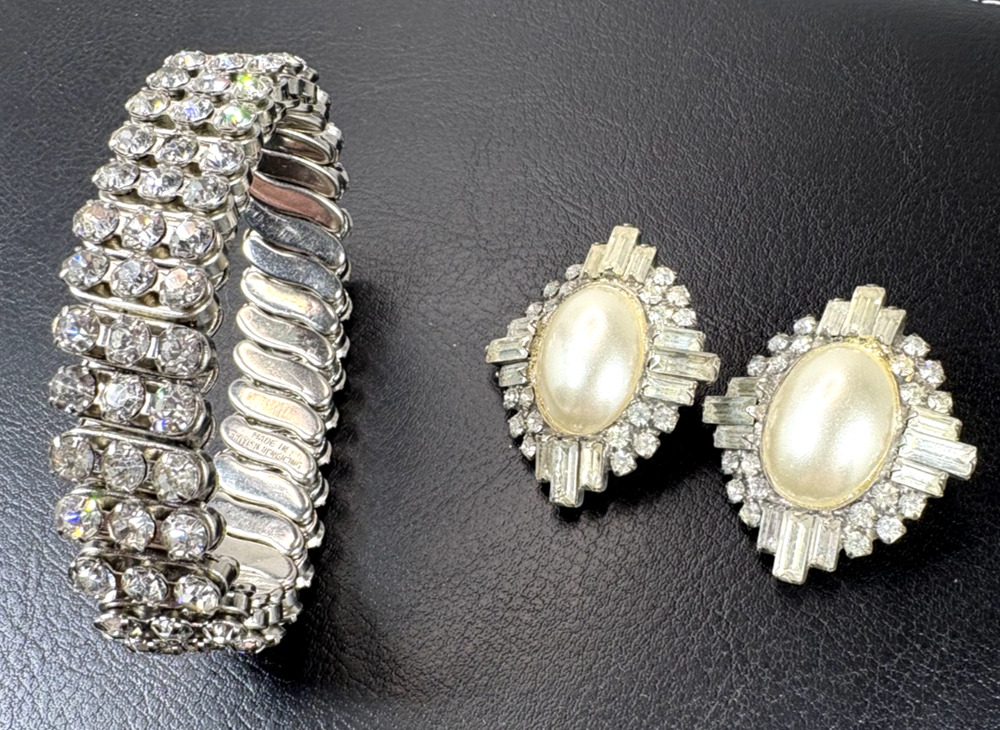 Vintage Estate Costume Jewelry Set Mid Century Rhinestone Expansion Bracelet